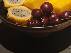 -雍容荟帝王蟹活龙虾展台自助(IFS黑金店)