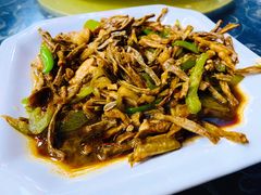 缸豆干爆炒肉-国生茶庄·地道农家菜团建活动