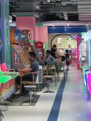 -利奥梦幻主题乐园(爱琴海购物公园店)
