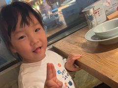 -蜜桃餐厅·伴山(湖滨商业街店)