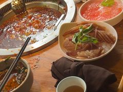 -城墙拐拐火锅(三峡广场黑金冠店)