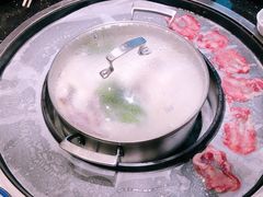 -三人行骨头王火锅(长寿店)
