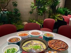 -湘知湘味(岳麓山店)