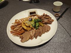-连鹭海鲜·海肠捞饭·海胆饭(星海店)