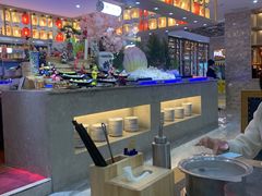 -锤头鲨毛肚海鲜烤肉自助餐厅(国购广场店)
