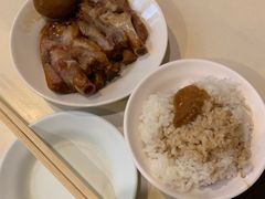 -阿水狮猪脚大王(台中公园店)