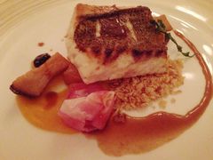 -Salon de Ville浦江汇(上海外滩华尔道夫酒店店)