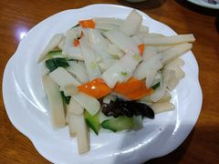 -三居鲁味坊黄焖鸡(山大路店)