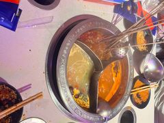 -钢管厂五区小郡肝串串香火锅(人民广场店)