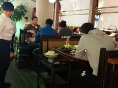 大堂-左庭右院鲜牛肉火锅(新梅广场店)