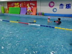 -乐悠游亲子游泳俱乐部