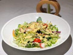 牛油果藜麦脆爽沙拉-悦融琥珀·京鲁菜·海味珍品(西单店)