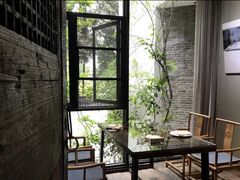 靠窗位-箱美术馆私房菜(水晶郦城店)