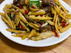 -牛八宝桂林米粉(八里庄店)