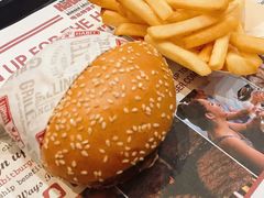 -The Habit Burger Grill 哈比特汉堡(复兴soho店)