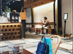 大堂-Metal hands·铁手咖啡