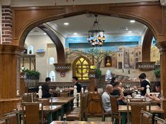 -清真·玛丽亚新疆菜主题餐厅(浙江中路店)