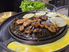 -胡悦里韩式烤肉(芝罘万达广场店)