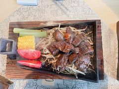 -穹六人间 people 6(岳阳路店)