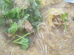 -东北风味思缘食府(对湖路店)
