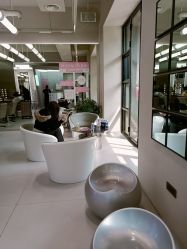 -Z.X HAIR SALON张新美业