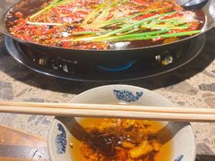 -六公里老火锅(总店)