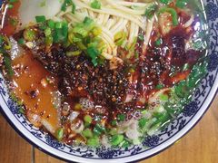 -伊穆祥牛肉面总店·清真