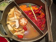 红锅绝配鲜血旺-大龙燚·旷野鲜火锅(广州首店)