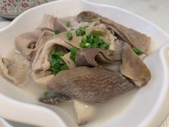 -万山楼海鲜酒家·二十三年老字号