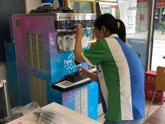 -全家便利店(秋雨路店)