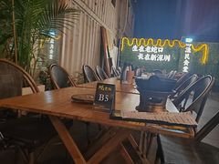 -蚝老板海鲜烧烤大排档(码头店)