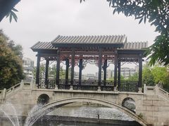 -梁园