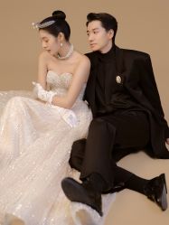 -黑马婚纱摄影