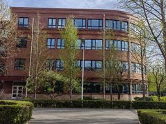 -北京市海淀外国语实验学校
