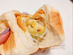 mini青团咸蛋黄吐司-RAN BAKERY