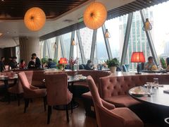靠窗位-柒园·三十年创意杭帮菜(龙湖滨江天街店)
