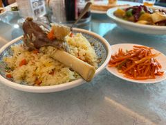 -汗腾格里·风味餐厅(新疆驻京办店)