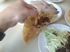 iphone_upload_pic-李连贵熏肉大饼(沈阳站店)