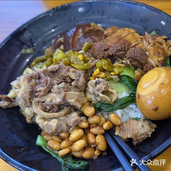 隆江老尾猪脚饭(未来悦店)