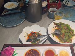 -鱼你相聚·河鲜馆(袁家岭店)