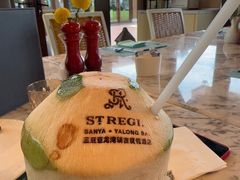 -三亚亚龙湾瑞吉酒店·宴悦Driftwood·游水海鲜·牛排·草坪·私人定制