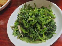-芦茨金富饭庄·25年老字号·专做稻草鸡