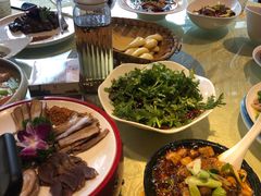 -万重锦·人文川菜馆(骡马市店)