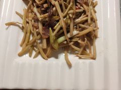 -九头鹰家宴(岳家嘴店)