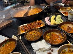 -鹿鸣山草本茶香火锅(园西路店)