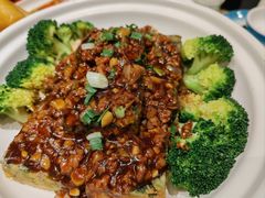 -鑫巴蜀小镇 · 水煮鱼专研店(玉桥店)