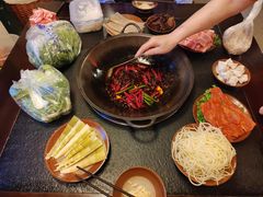 -渝井巷重庆老火锅(沈阳吉祥店)