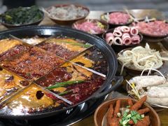 -正南齊北重庆老火锅(光华村直营店)