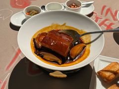 鲍鱼红烧肉-荣轩(新荣记环球金融中心店)