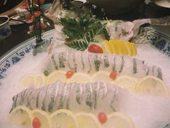 -隆江大酒店(雯婕商务楼店)